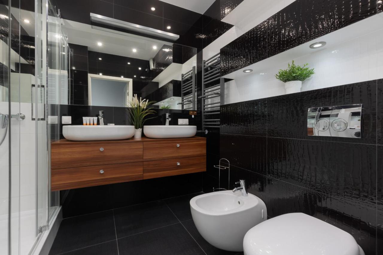 Warsaw Silver Residence By Renters Prestige Exterior photo